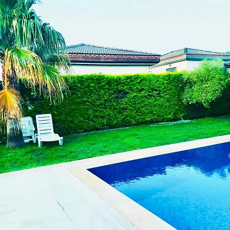 Villa Alacatı Müstakil Havuzlu Çeşme