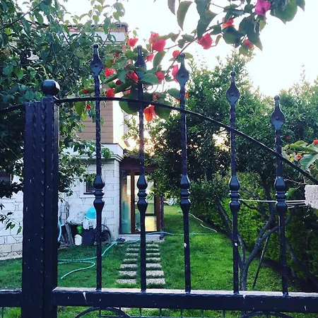 Alacati Muestakil Havuzlu Βίλα Çeşme