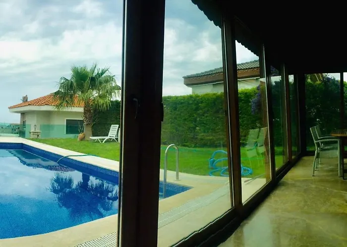 Villa Alacati Muestakil Havuzlu Çeşme