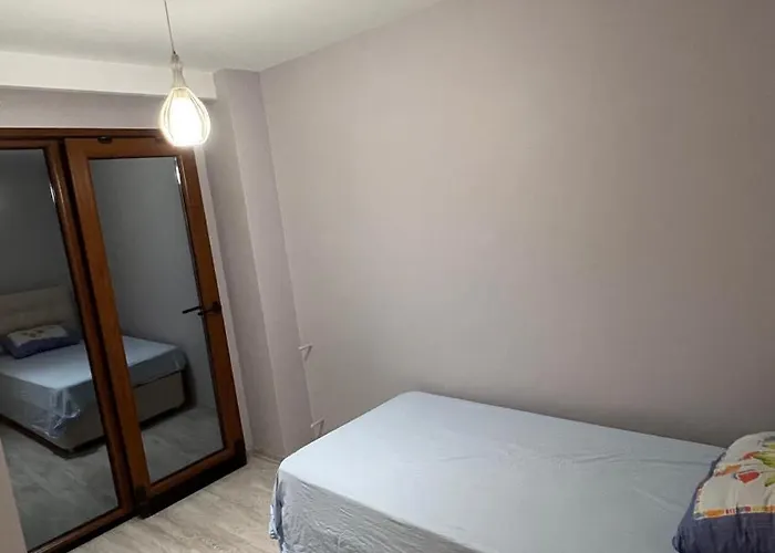 Alacati Muestakil Havuzlu Villa