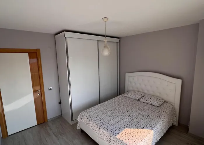 Alacati Muestakil Havuzlu Villa