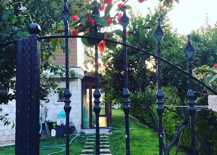 Alacati Muestakil Havuzlu Villa Çeşme